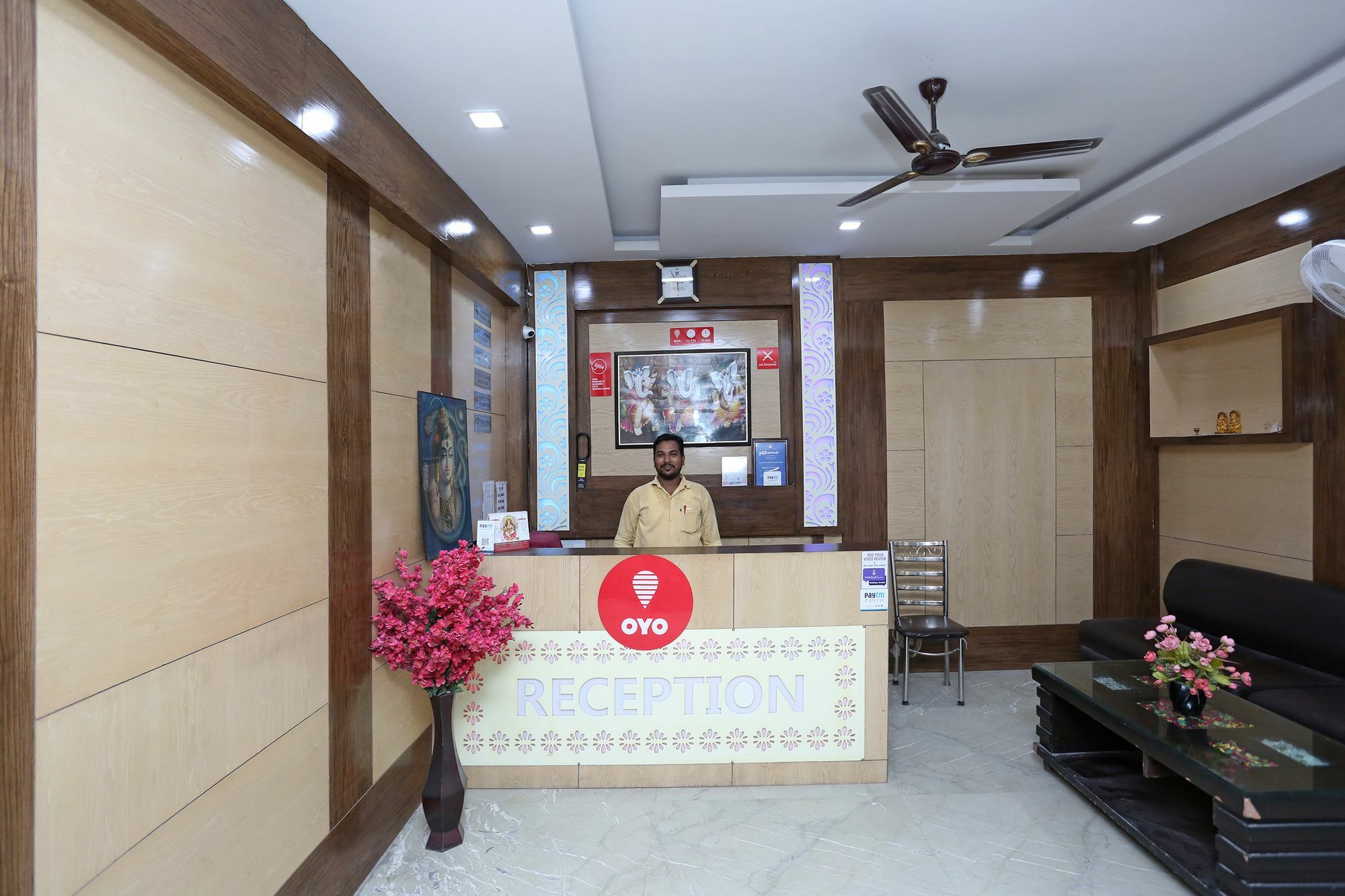 Oyo 9233 Hotel Cottage Lord Krishna New Delhi Exterior foto