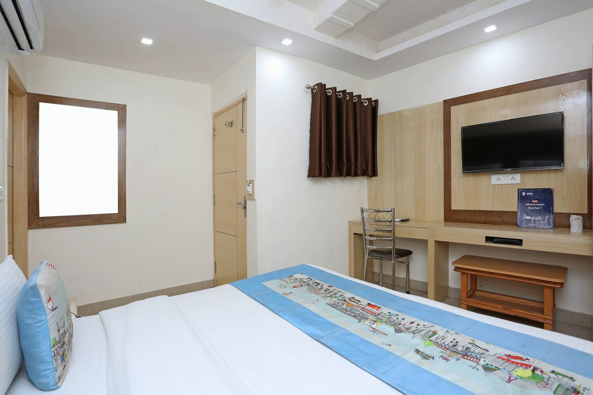 Oyo 9233 Hotel Cottage Lord Krishna New Delhi Exterior foto