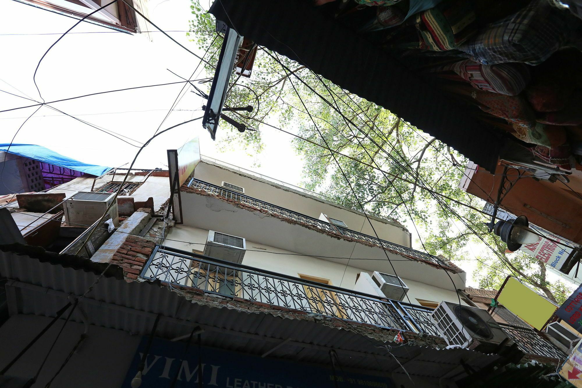 Oyo 9233 Hotel Cottage Lord Krishna New Delhi Exterior foto