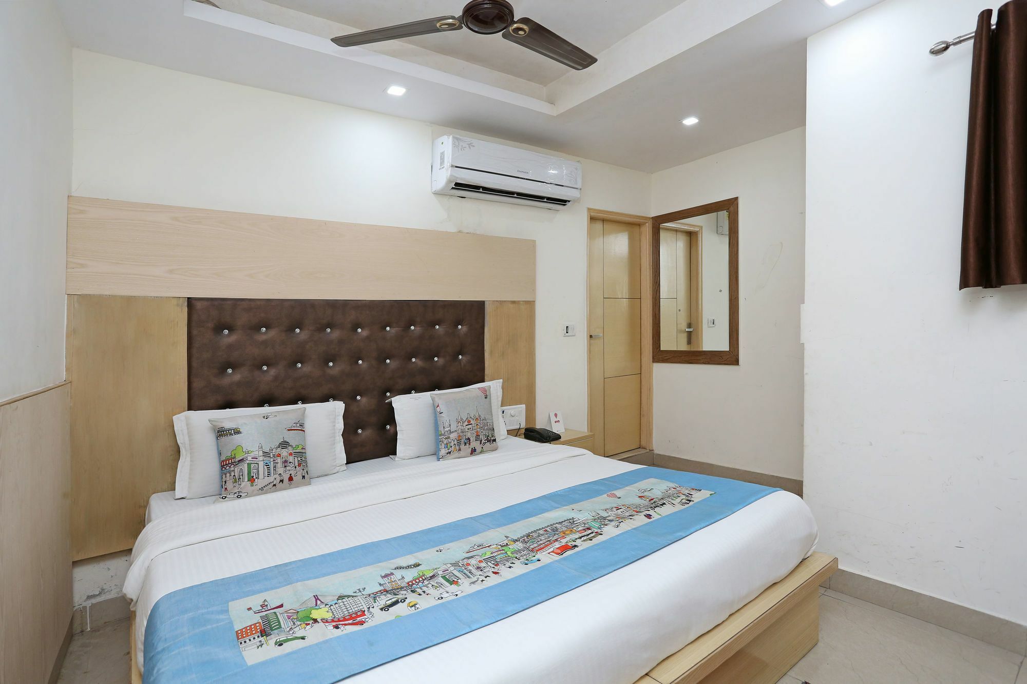 Oyo 9233 Hotel Cottage Lord Krishna New Delhi Exterior foto